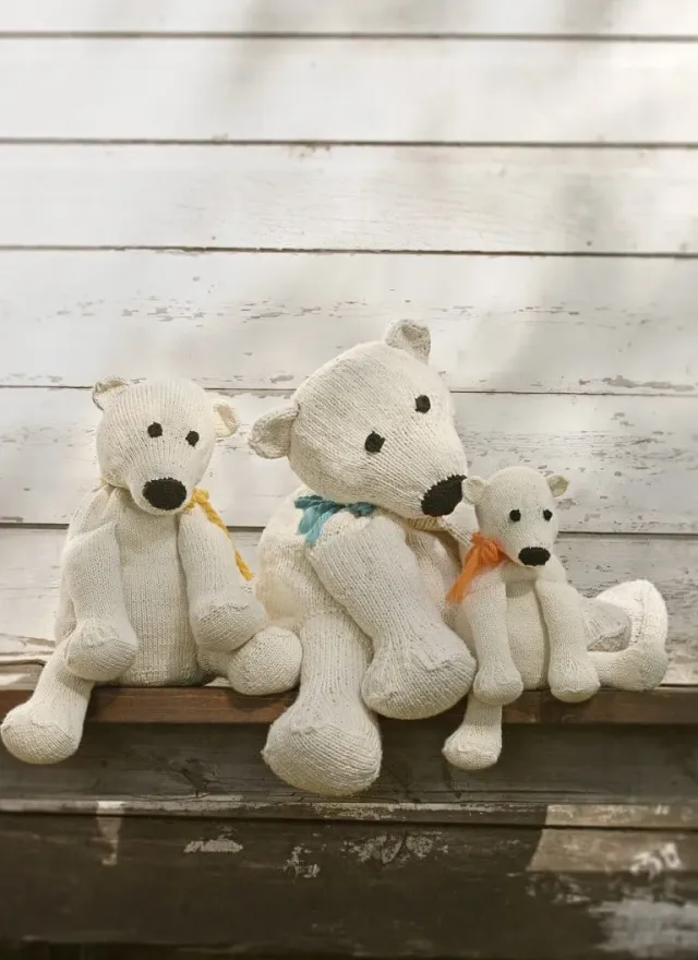 Blue Sky Fibers Classic Three Brrr Bears Strickanleitung 3 Größen