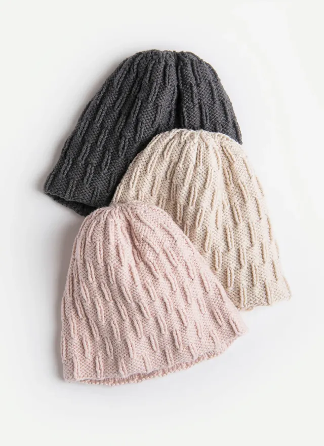Blue Sky Fibers Back to Nature Hat Strickanleitung gratis