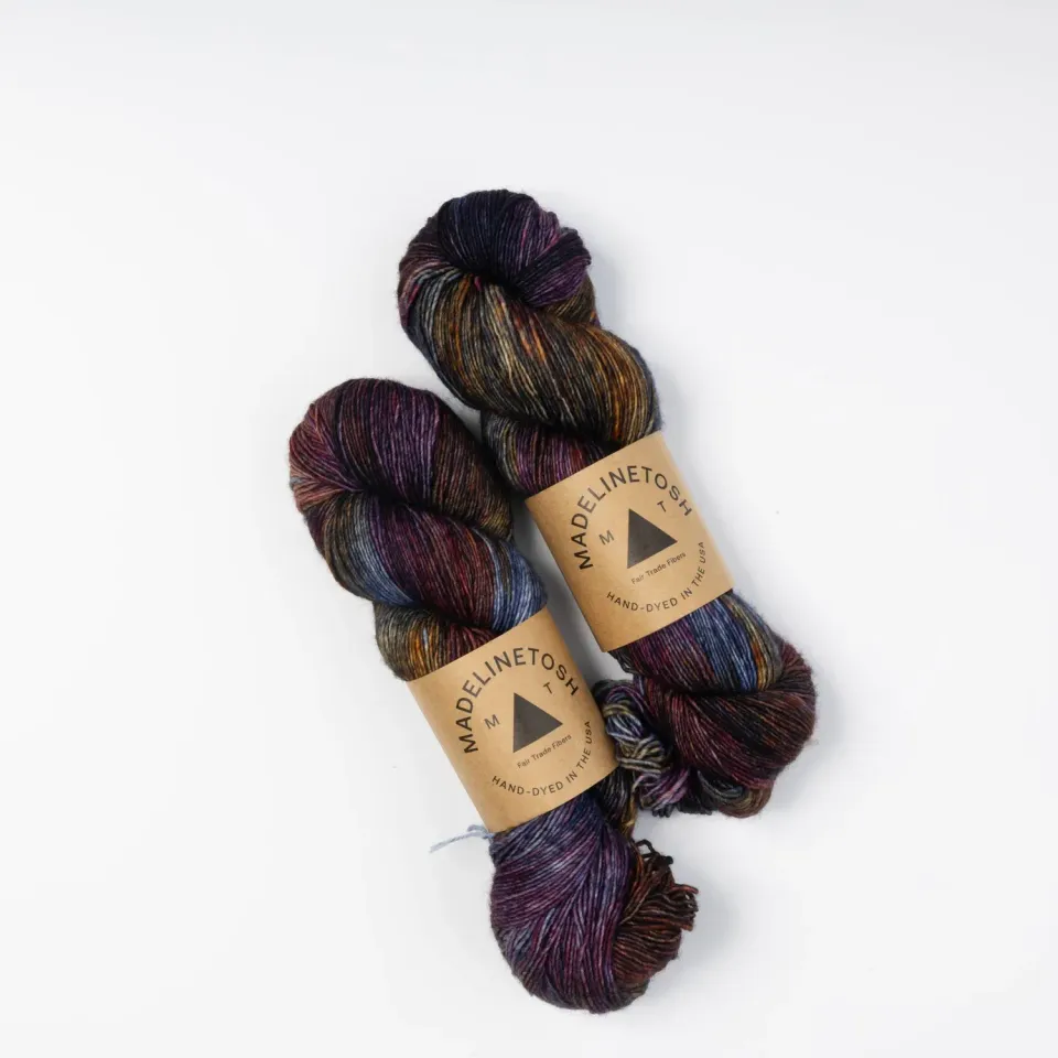 Madelinetosh Woolcycle Sport Garn Secret Door Upcycling